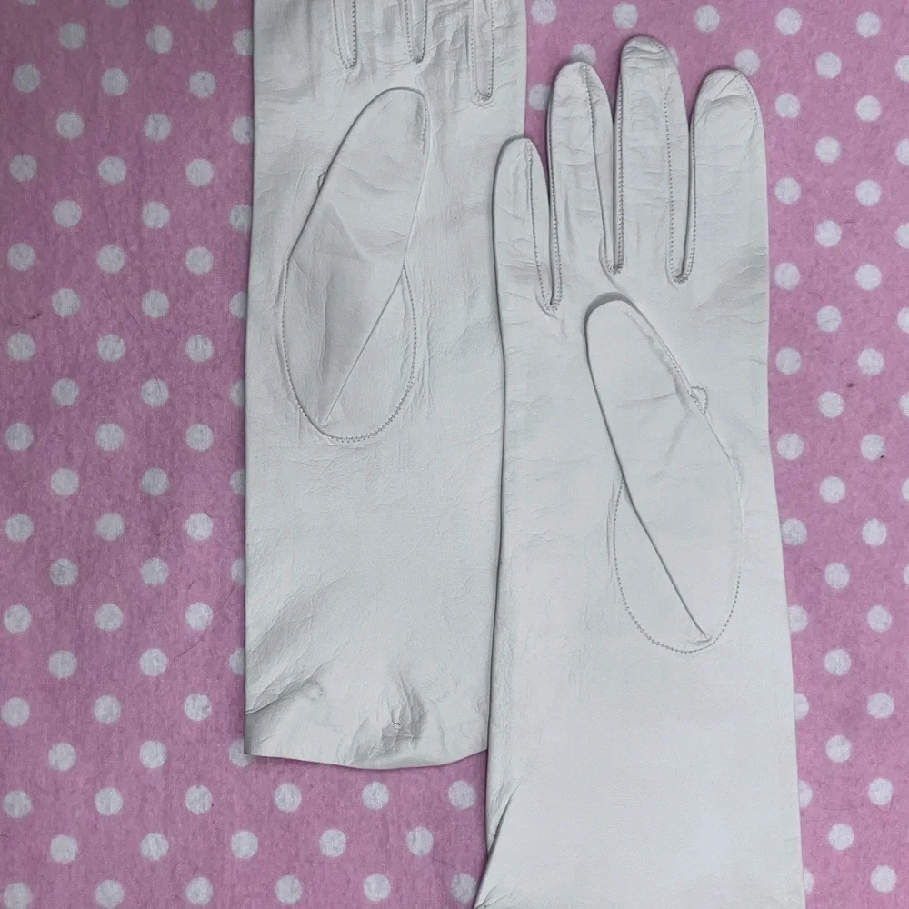 Vintage White Leather gloves M